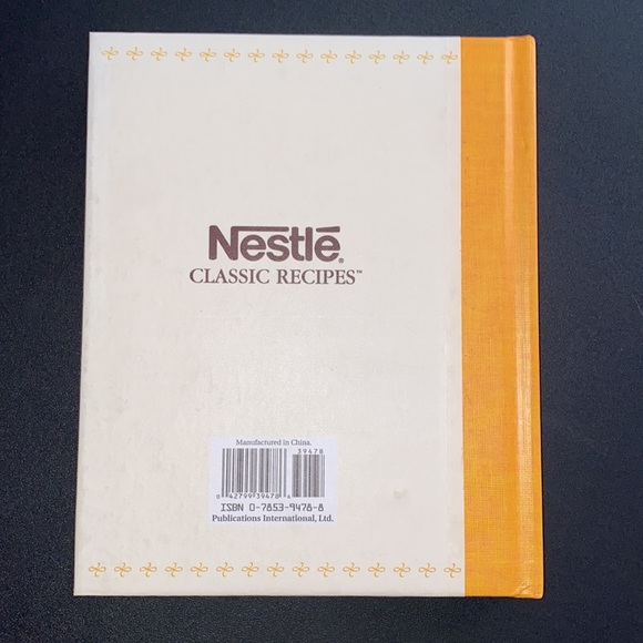 BRAND NEW Nestle Classic Recipes Hardcover Cookbook - Picture 3 of 4